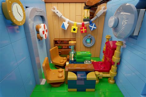 NickALive!: Krusty Krab LEGO Set Smashes 10,000 Supporters Target on LEGO Ideas