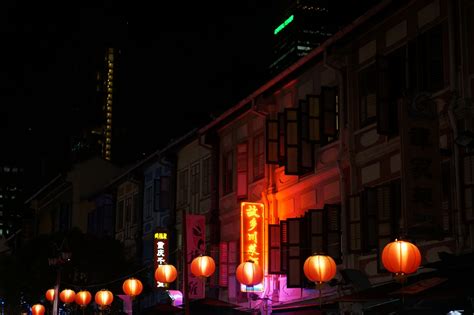 Dark alleys of Chinatown – Singapore | Mike's Passport