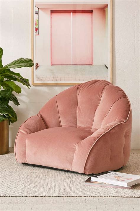 velvet chair [ad] | Velvet lounge chair, Home furniture, Velvet furniture