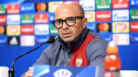 Jorge Sampaoli has Sevilla FC thinking La Liga title - Sports Illustrated