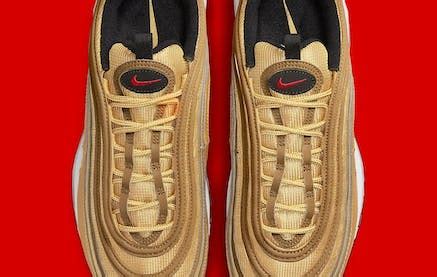 De Iconische Nike Air Max 97 "Gold Bullet" maakt… | Sneaker Squad