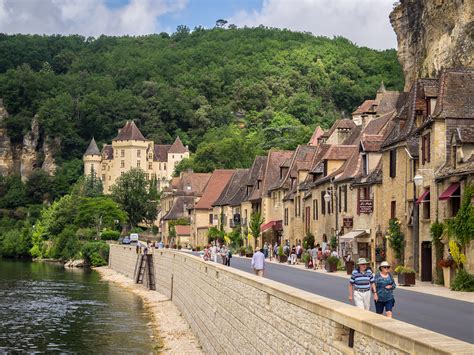 La Roque-Gageac on the Dordogne River | One of Les Plus Beau… | Flickr
