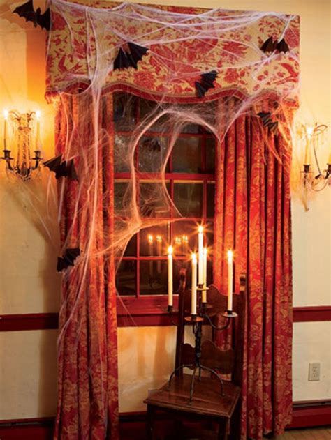 The 33 Best Halloween Window Decorations for 2017