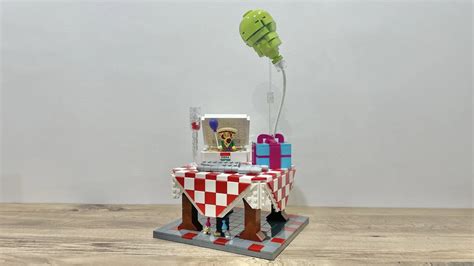 LEGO IDEAS - Celebrating 90 years of play in LEGO House! - Celebrate: Pizza Party