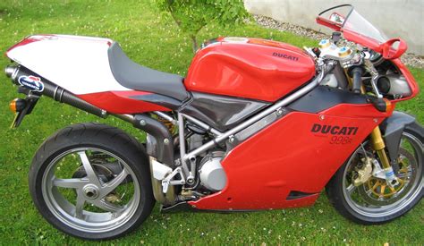 DUCATI 998 - Review and photos