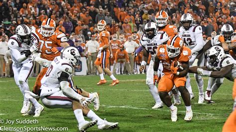 Clemson VS South Carolina Rivalry? …. Really ? – Clemson Sports News