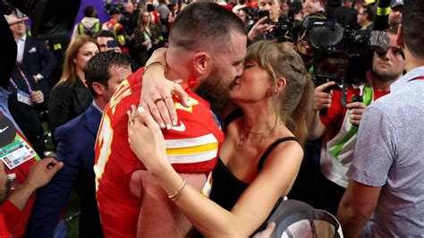 What Travis Kelce Said To Taylor Swift After Super Bowl (Video)