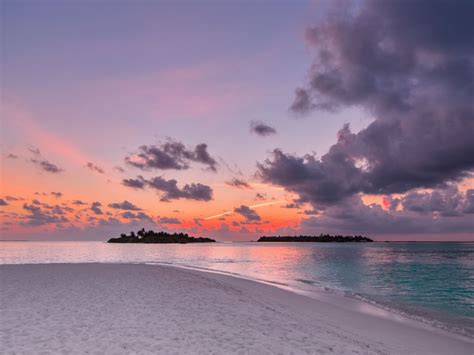 Desktop Wallpaper Beach, island, sunset, clouds, nature, hd image, pi ...