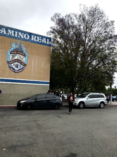 El Camino Real Charter High School in Woodland Hills, California – Smog ...