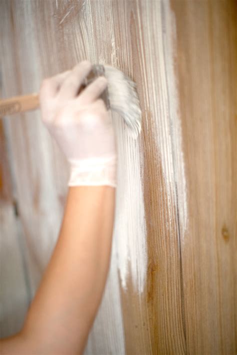 How To Whitewash Wood: 10 Easy And Cool DIYs - Shelterness