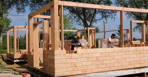 Check out these DIY "wood brick" houses you can assemble in days ...