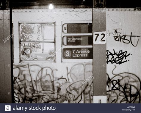 New york subway graffiti hi-res stock photography and images - Alamy