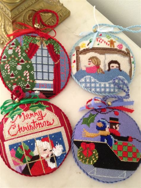 17 Best images about Christmas Needlepoint on Pinterest | Needlepoint stitches, Stitches and ...