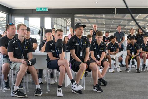 Aussies line up for Ferrari Driver Academy Program - Speedcafe.com