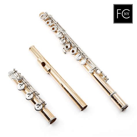 Yamaha Handmade Custom Flute in 14K Gold (New) – Flute Center of New York