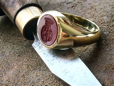 Gemstone Signet Rings : Hand Engraving and Signet Ring Specialists