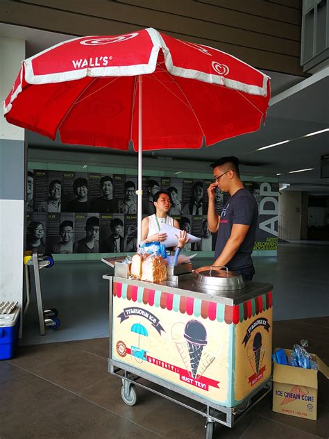 Traditional Ice Cream Cart Rental | Party People