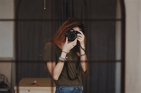 23 Creative Self Portrait Photography Ideas & Tips