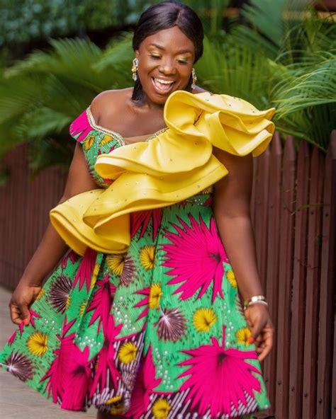 10 Worst Dressed Ghanaian Celebrities Of All Time - GhanaCelebrities.Com