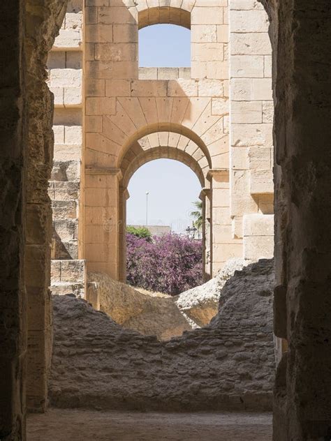 El Djem Amphitheatre stock photo. Image of arches, colosseum - 58672360