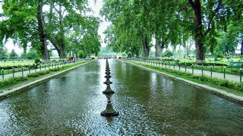 Top 10 Amazing Gardens in Kashmir Valley: Kashmir Mughal Gardens