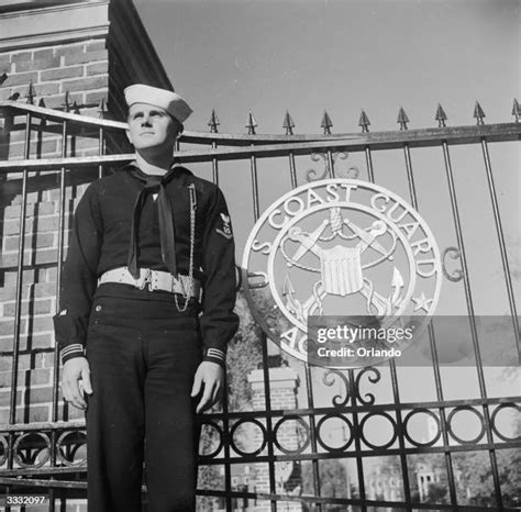 Us Coast Guard Training Photos and Premium High Res Pictures - Getty Images