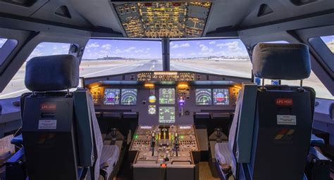 Airbus A320 Cockpit Simulator