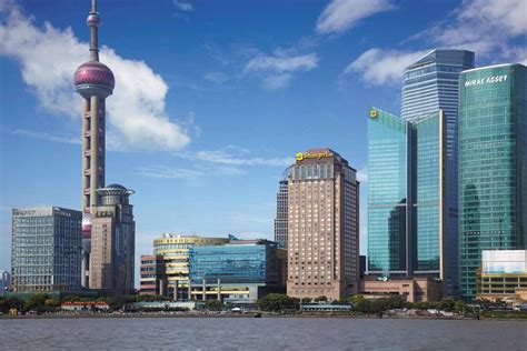 Pudong Shangri-La, East Shanghai - Shanghai Luxury Hotels - OOHMYGUIDE