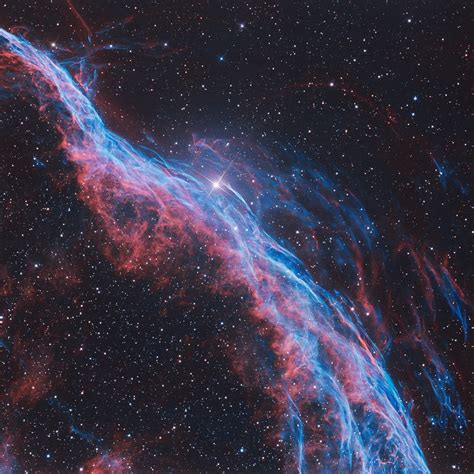 NGC 6960: A Nebulosa da Vassoura da Bruxa