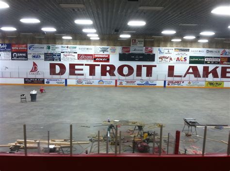 Brushmarks Signs: The Hockey Arena's Facelift