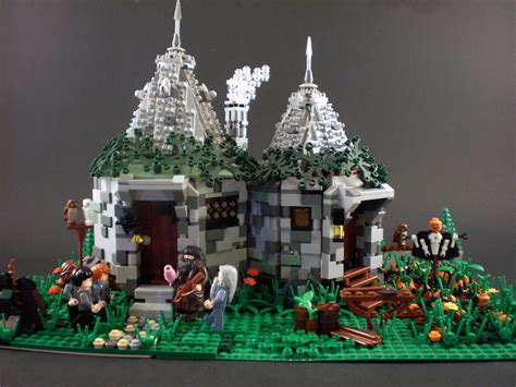 Hagrid's Hut | My Lego version of Hagrid's "Hut" from the Ha… | Flickr