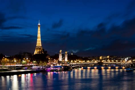 Paris - Eiffel Tower and Seine at Night | Daxis | Flickr