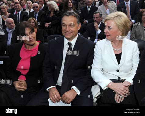 Hungarian Prime Minister Viktor Orban (C), his wife Aniko Levari (L Stock Photo: 55507458 - Alamy