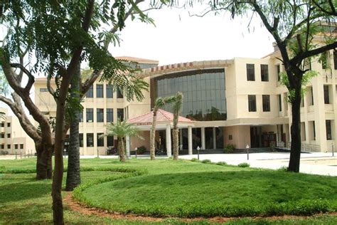 How IIT Madras Automated its Alumni Office? - AlmaShines