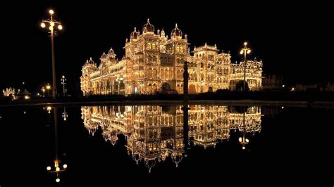 Mysore Palace illumination today and on Oct.15 - Star of Mysore