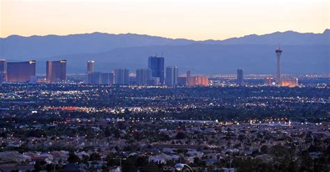 Las Vegas Skyline | Vegas skyline, Las vegas, Skyline