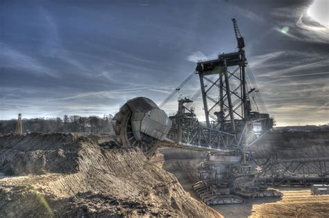 bucket-wheel excavator by Stefan Robertz - Photo 4635377 / 500px