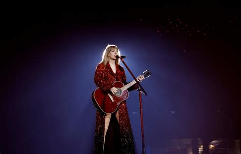 Taylor Swift rewards fans with 44 songs at Eras Tour opener: Inside her ...