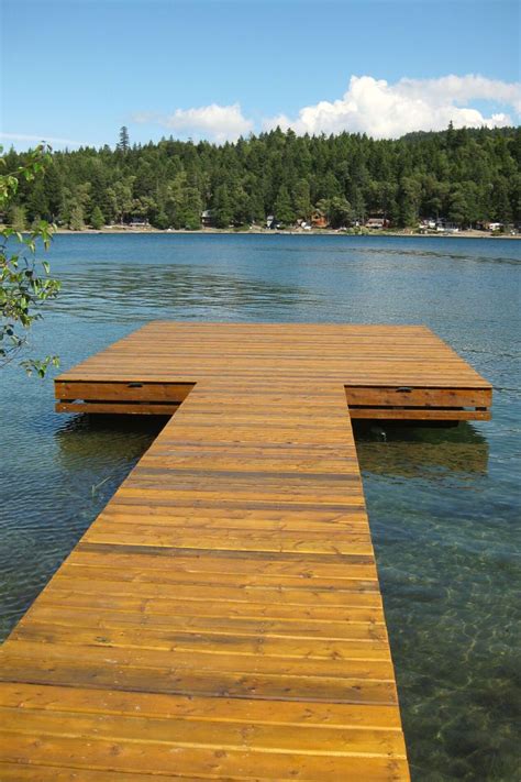 Wood vs Aluminum Docks: A Comparison