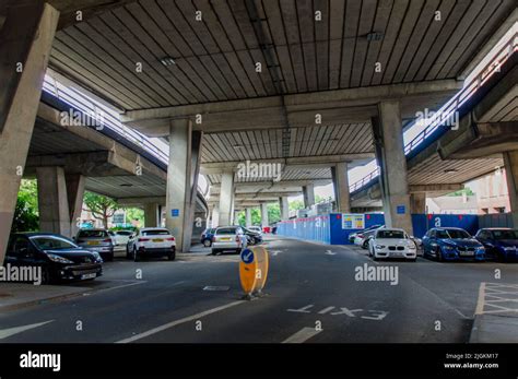 Car parking under Croydon flyover Stock Photo - Alamy