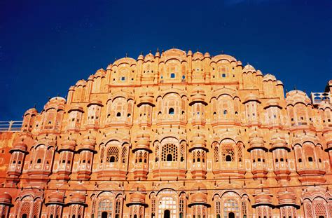 Hawa Mahal - +49-(0)40-896909-0