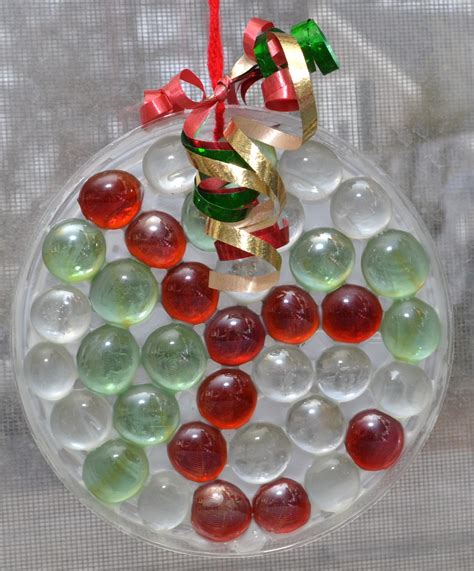 7 Simple Christmas Gifts Kids Can Make