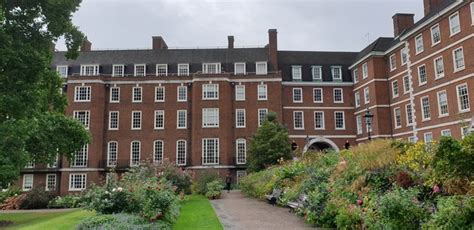 Inner Temple Garden, London © Christine Matthews :: Geograph Britain and Ireland