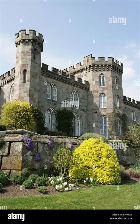 Cholmondeley Castle Gardens. Spring view of Cholmondeley Castle Stock Photo - Alamy