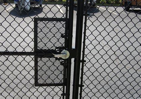 Chain Link Fence Gate Handle • Fence Ideas Site