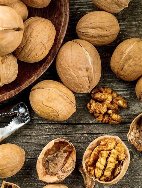 A Guide to Walnuts, with Tips, Ideas & Recipes