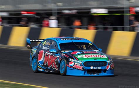 Australian V8 Supercars Championship, Mostert Closes Points Gap | DSF.my