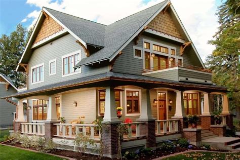 Modern or contemporary Craftsman House Plans - The Architecture Designs