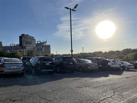 How TCU Parking & Transportation handles game day crowds | TCU 360