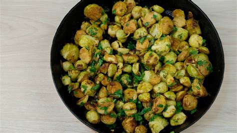 3 Simple Ways to Season Brussels Sprouts - wikiHow